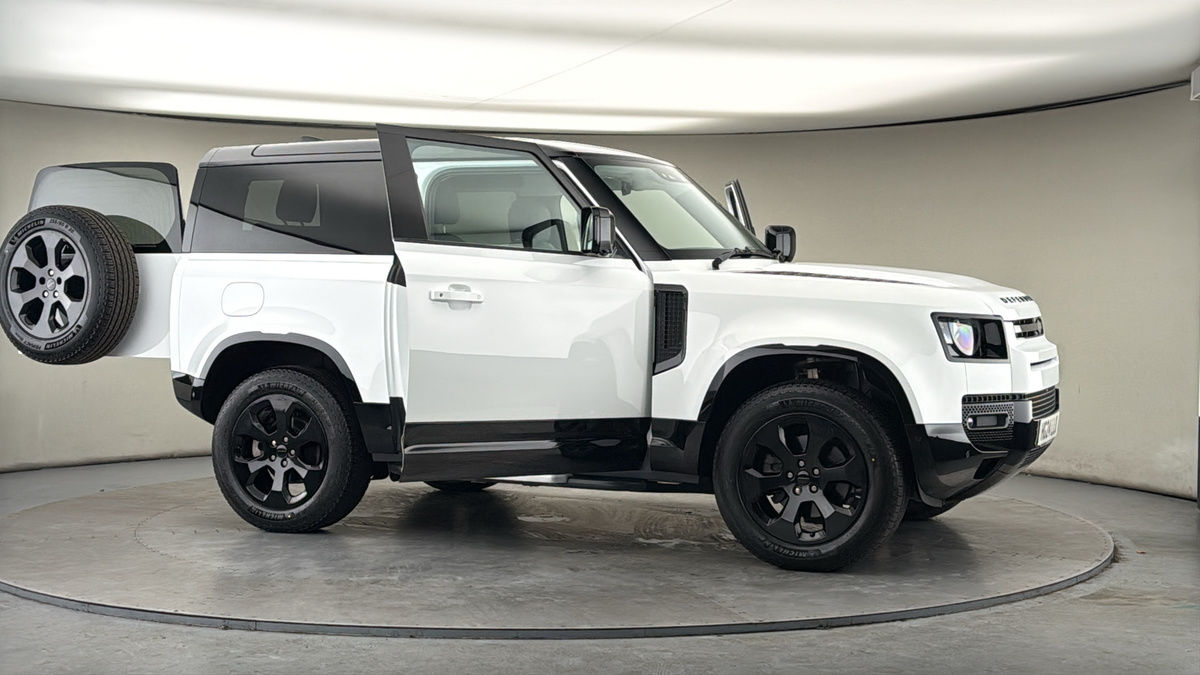 More views of Land Rover Defender 90