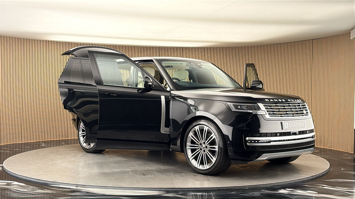 More views of Land Rover Range Rover