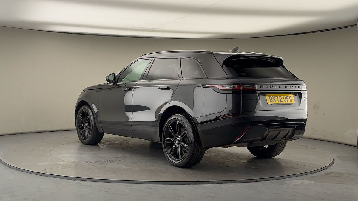 Land Rover Range Rover Velar Image 2