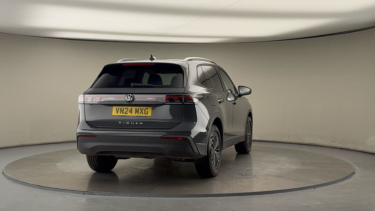 More views of Volkswagen Tiguan