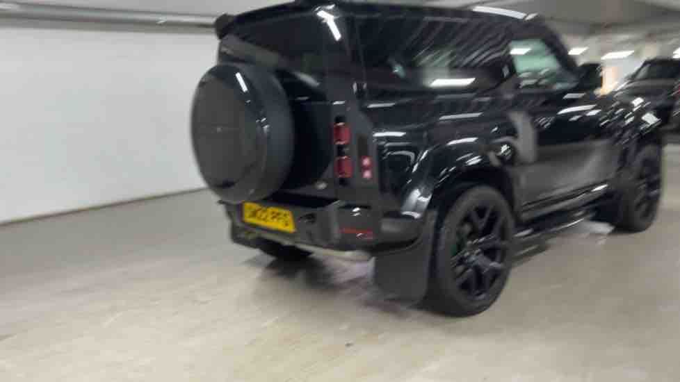 More views of Land Rover Defender 90