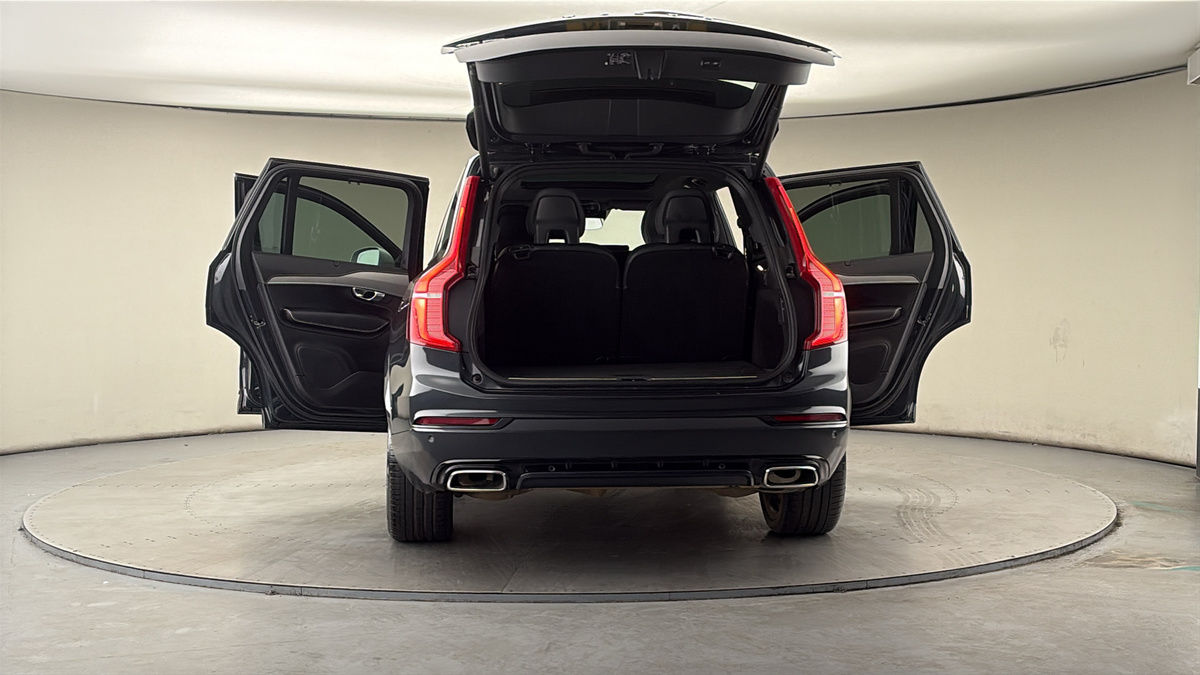More views of Volvo XC90