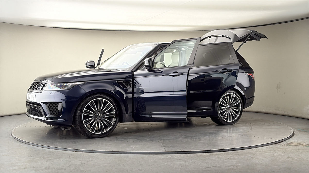 More views of Land Rover Range Rover Sport