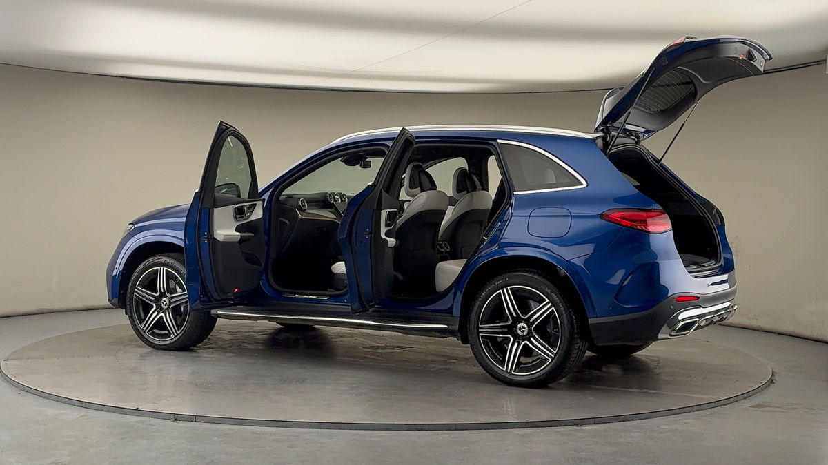 More views of Mercedes-Benz GLC