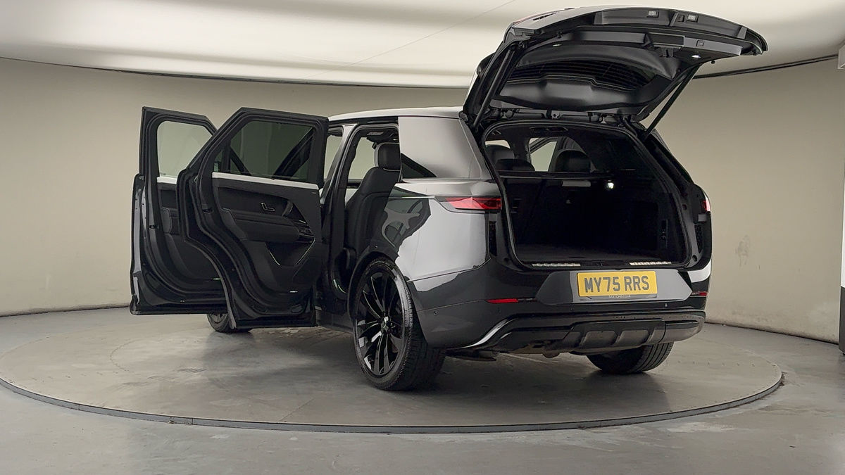 Land Rover Range Rover Sport Image 23