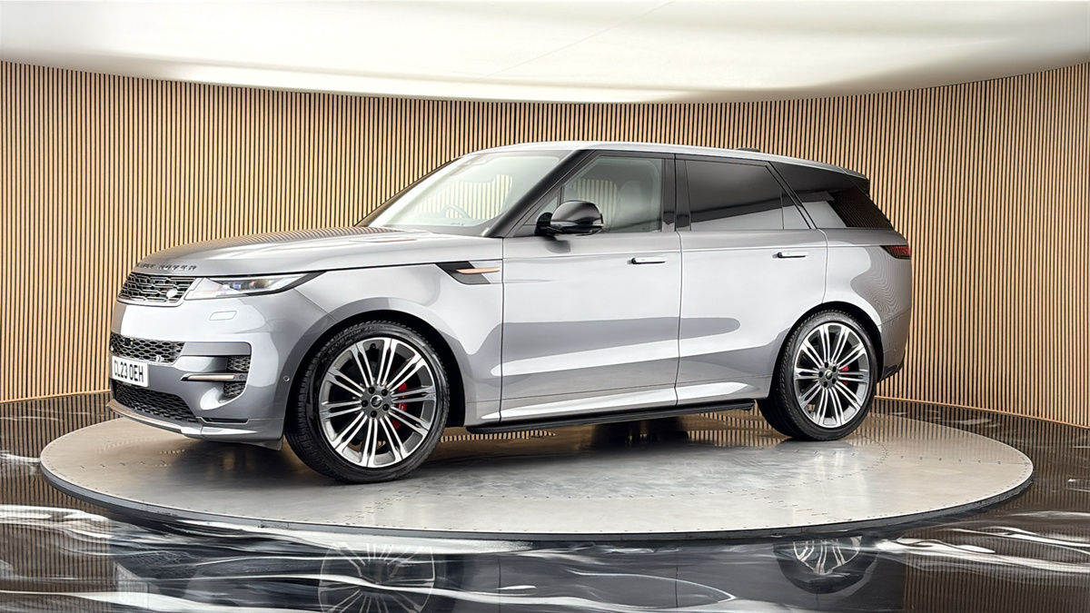 More views of Land Rover Range Rover Sport