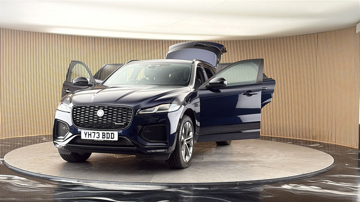 More views of Jaguar F-PACE
