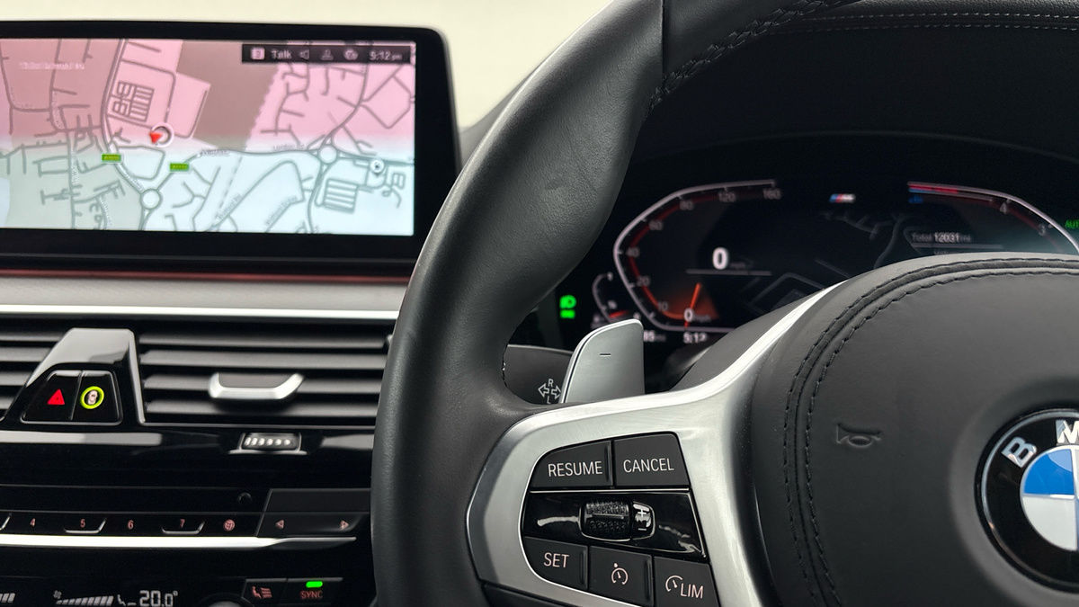 BMW 5 Series Image 13