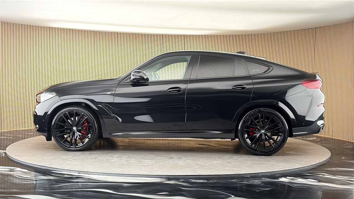 More views of BMW X6