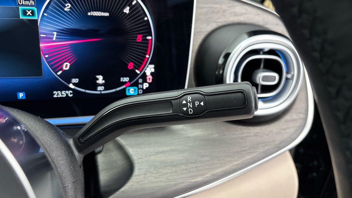 Mercedes-Benz V Class Image 6