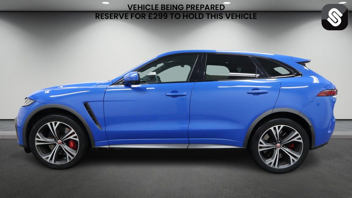 Jaguar F-PACE Image 6