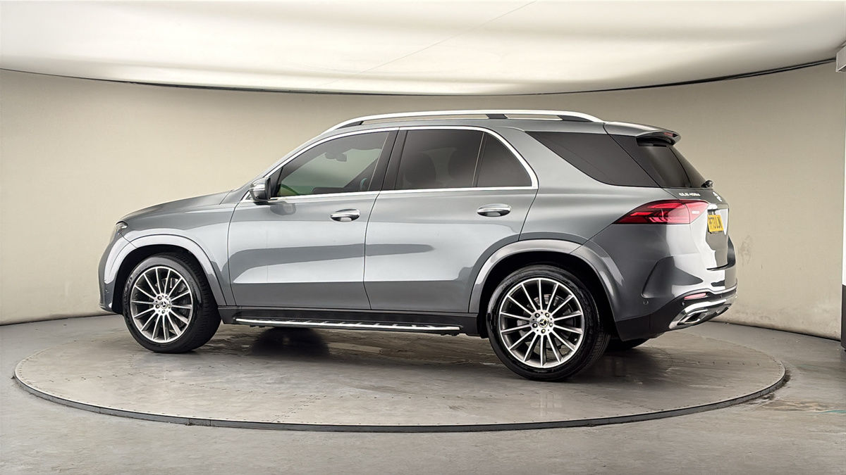 More views of Mercedes-Benz GLE