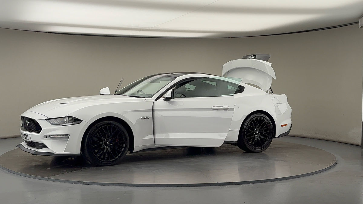More views of Ford Mustang