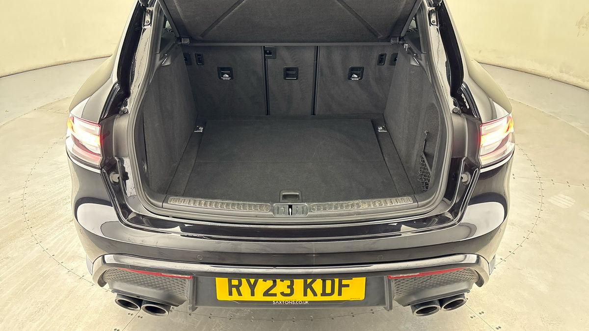 Porsche Macan Image 11