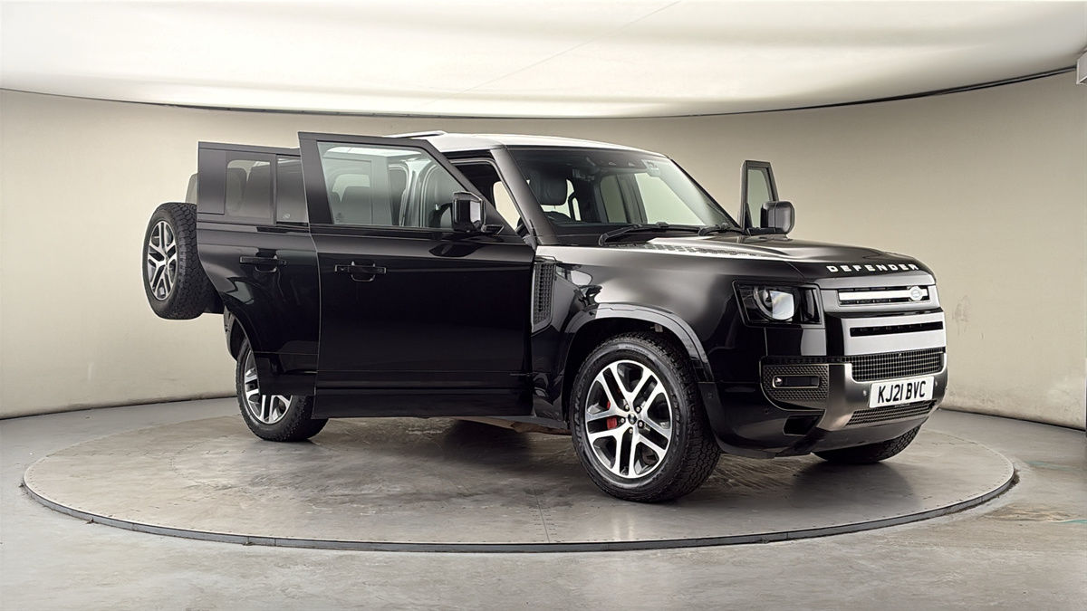 More views of Land Rover Defender 110