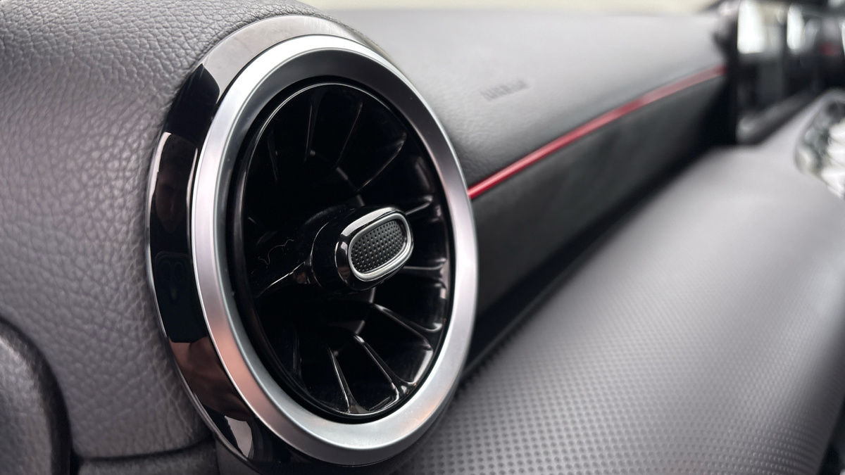 Mercedes-Benz A Class Image 6