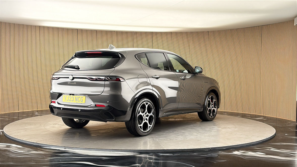 More views of Alfa Romeo Tonale