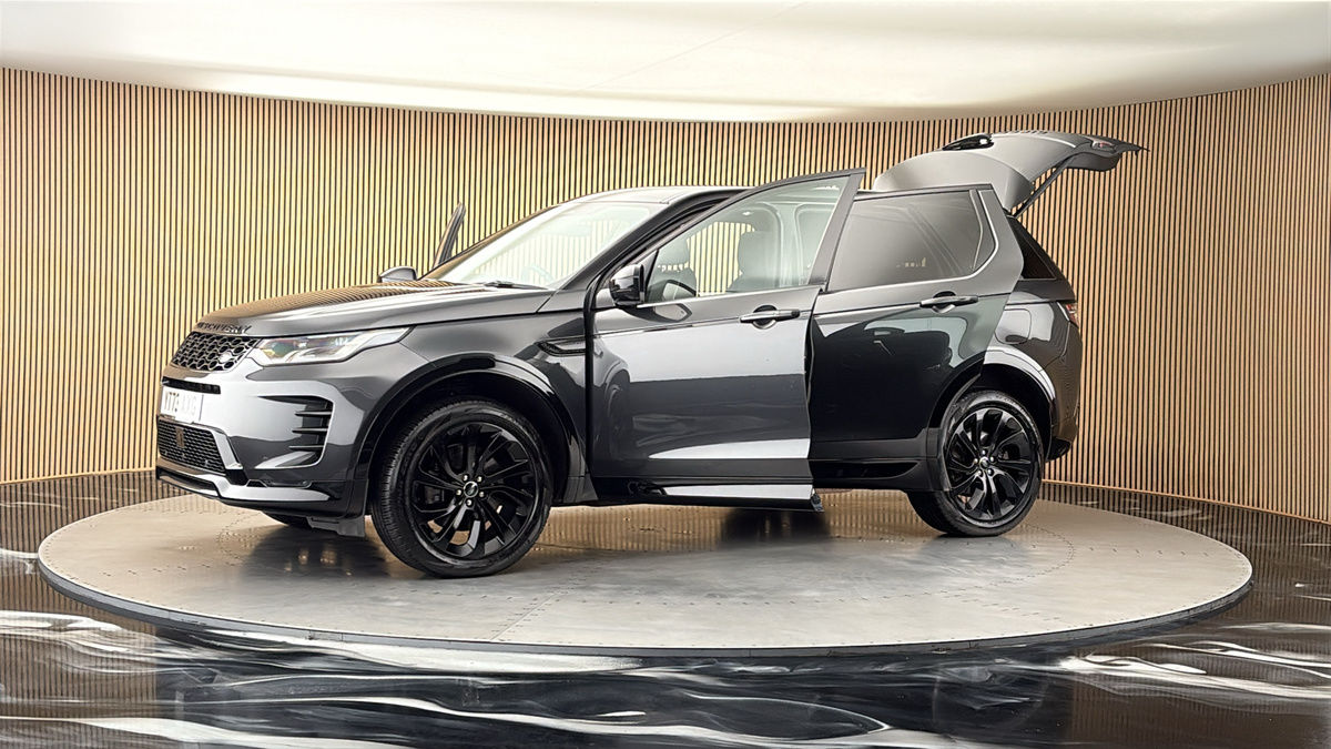 More views of Land Rover Discovery Sport