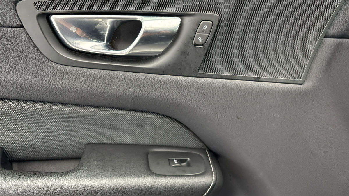 Volvo XC60 Image 19