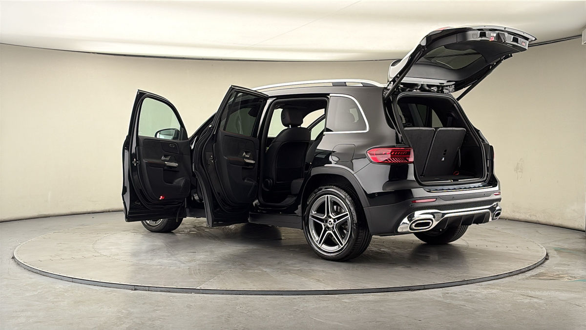 More views of Mercedes-Benz GLB