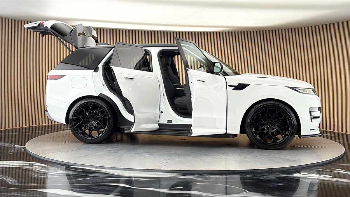 More views of Land Rover Range Rover Sport