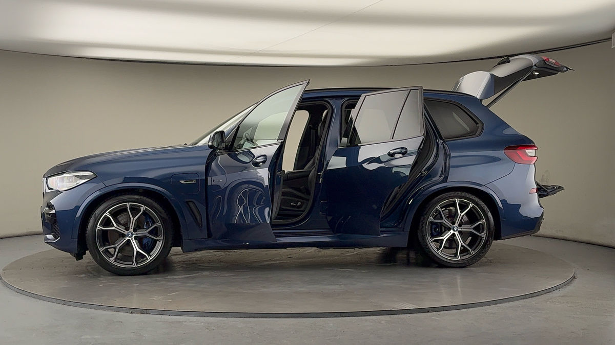 More views of BMW X5