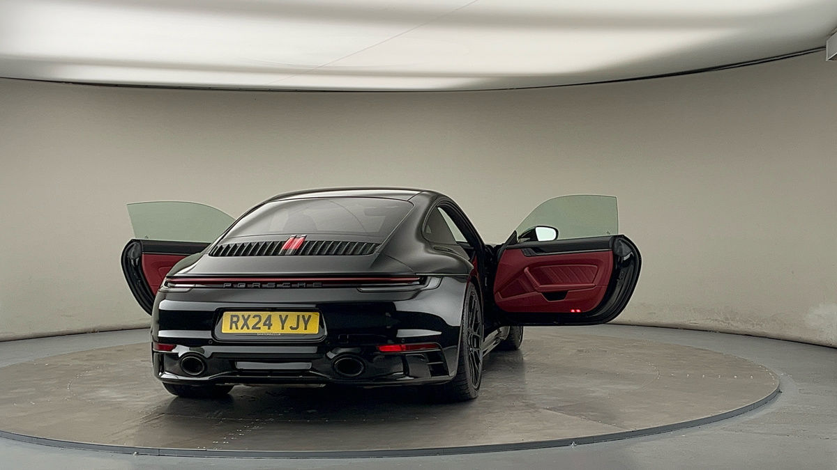 More views of Porsche 911