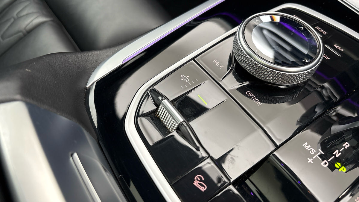 BMW X7 Image 29