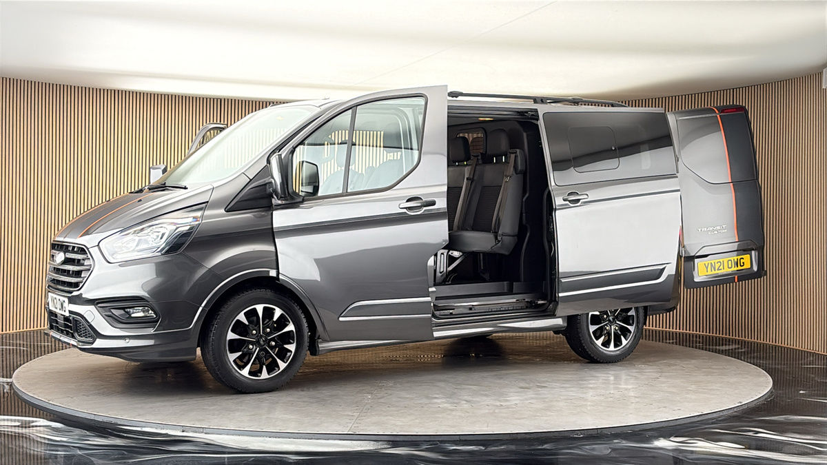 More views of Ford Transit Custom