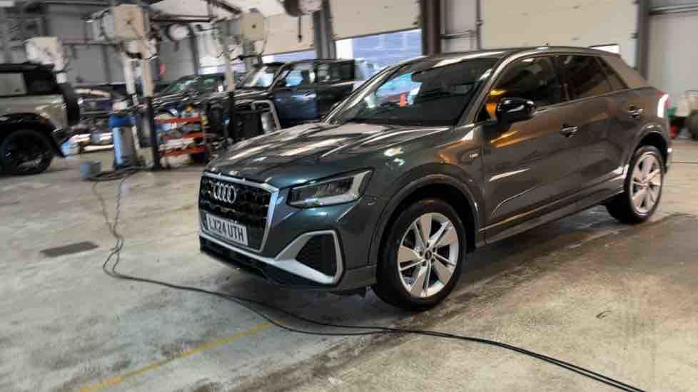 More views of Audi Q2