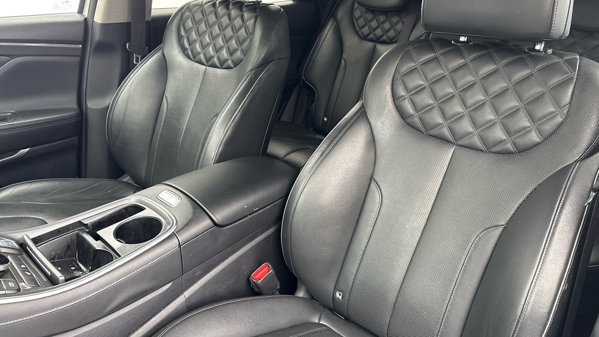 Hyundai Santa Fe Image 7