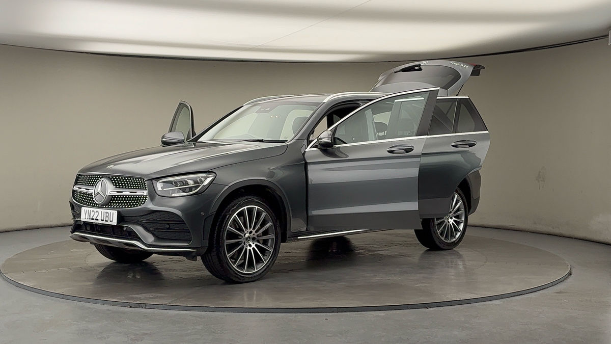 Mercedes-Benz GLC Image 22