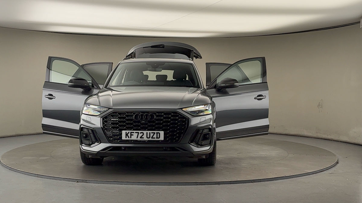 More views of Audi Q5