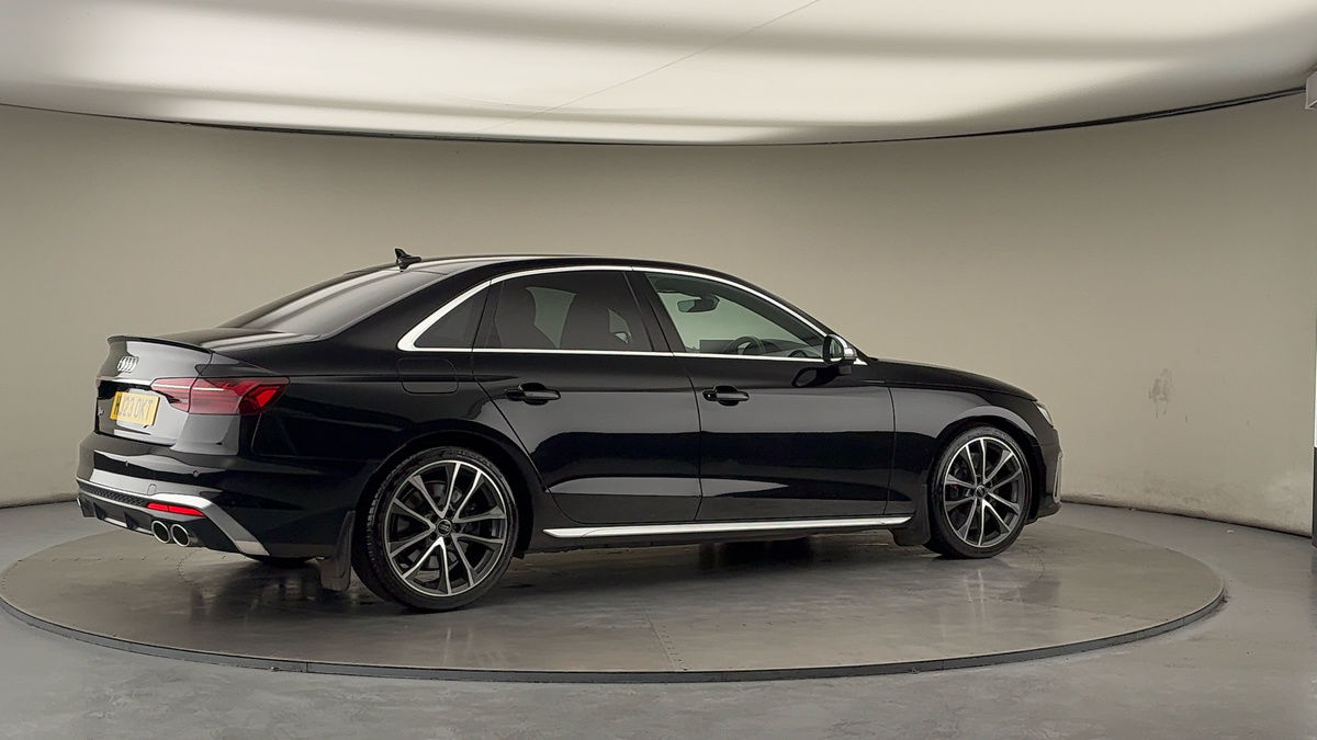 More views of Audi S4