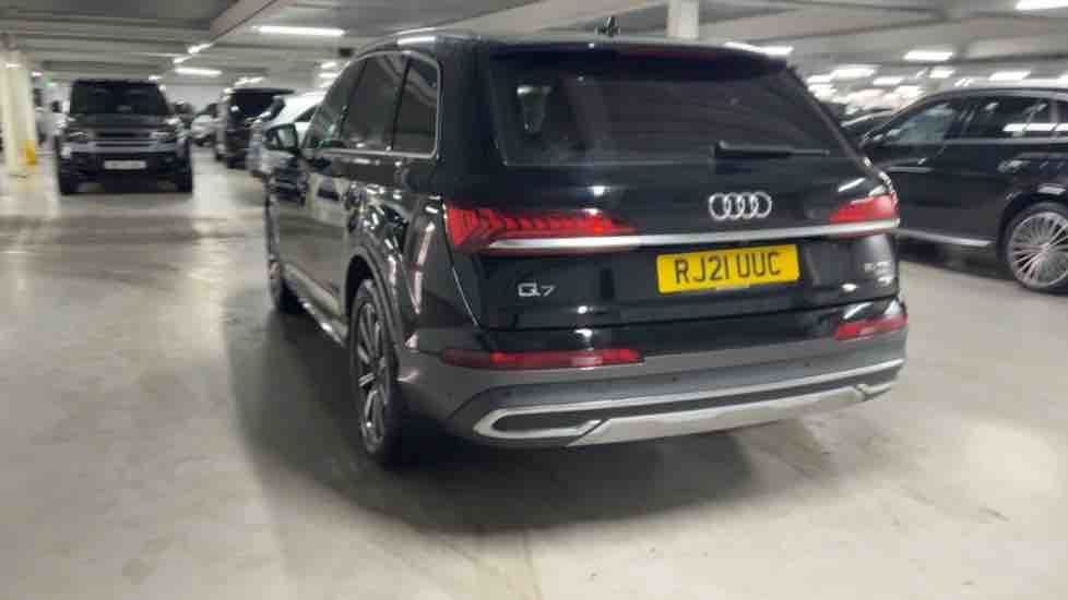 More views of Audi Q7