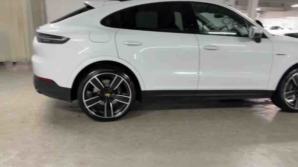 More views of Porsche Cayenne