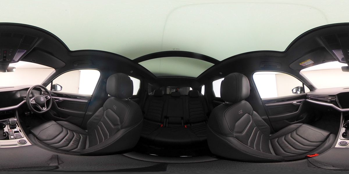 More views of Volkswagen Touareg