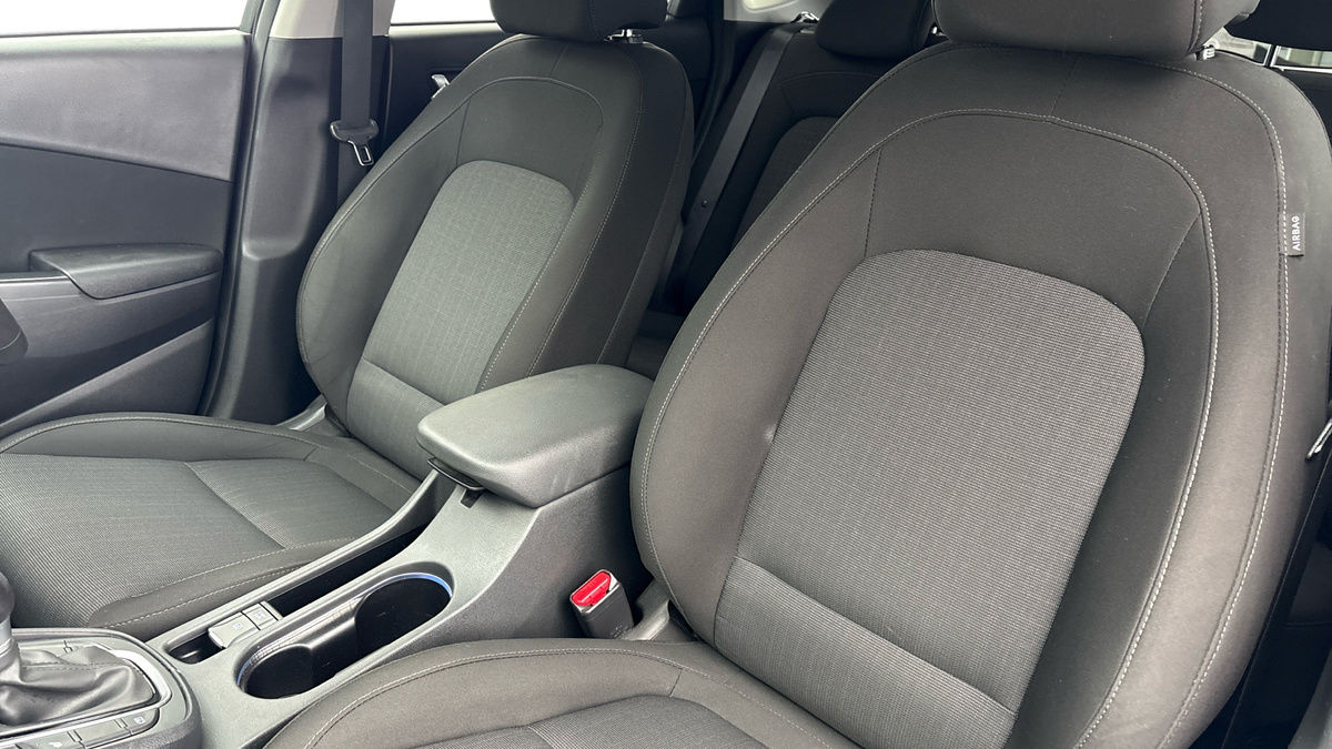 Hyundai KONA Image 7