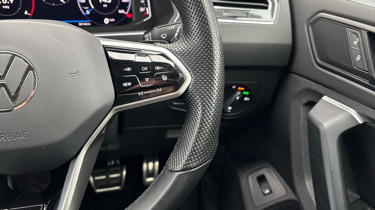 Volkswagen Tiguan Image 14