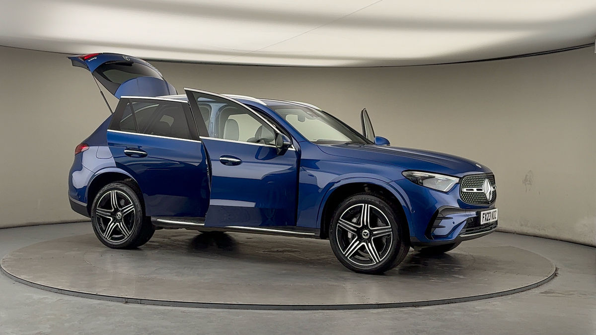 More views of Mercedes-Benz GLC