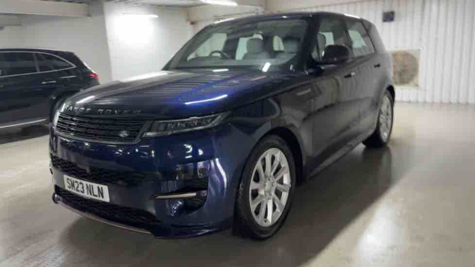 More views of Land Rover Range Rover Sport