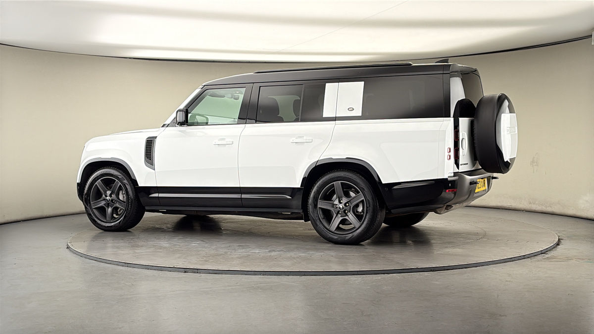 More views of Land Rover Defender 130