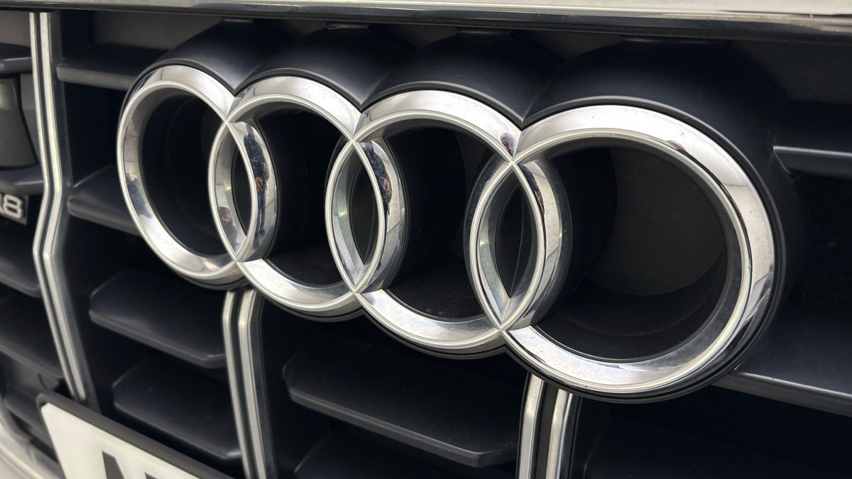 Audi SQ8 Image 24