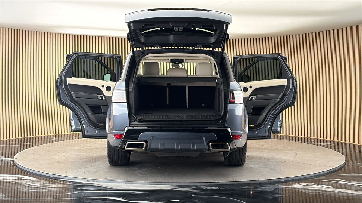More views of Land Rover Range Rover Sport