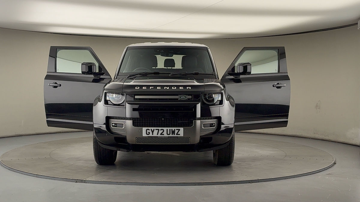 More views of Land Rover Defender 90