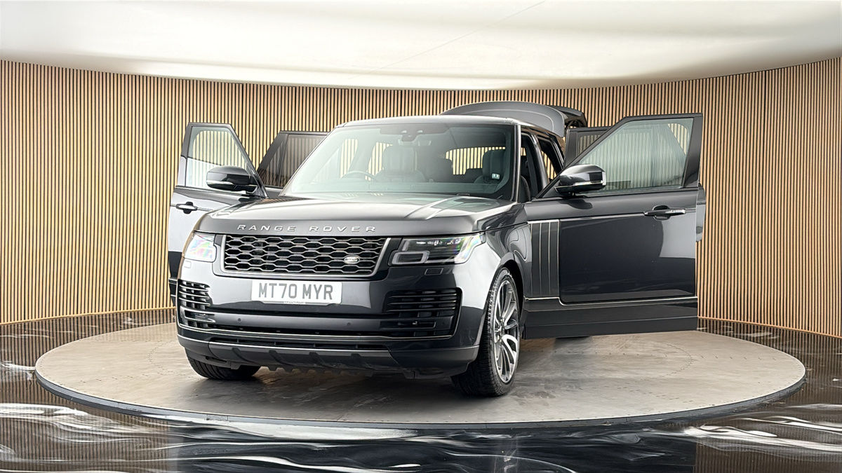 More views of Land Rover Range Rover