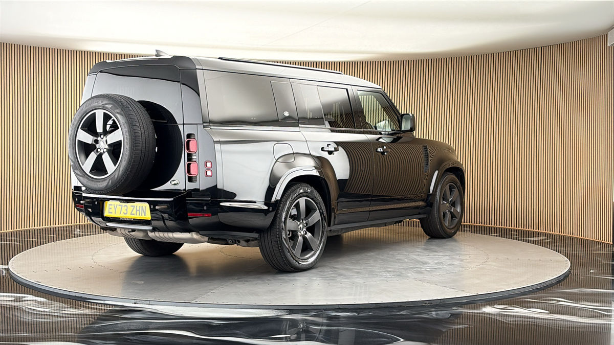 More views of Land Rover Defender 130