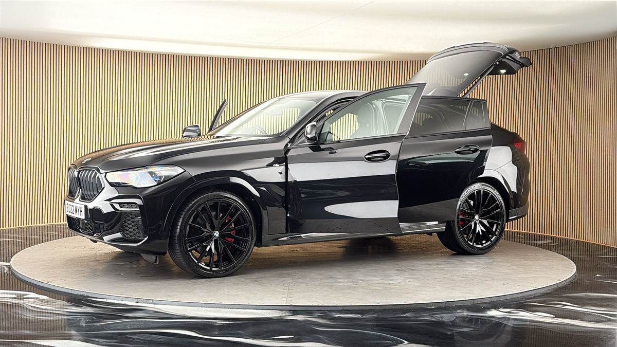 More views of BMW X6