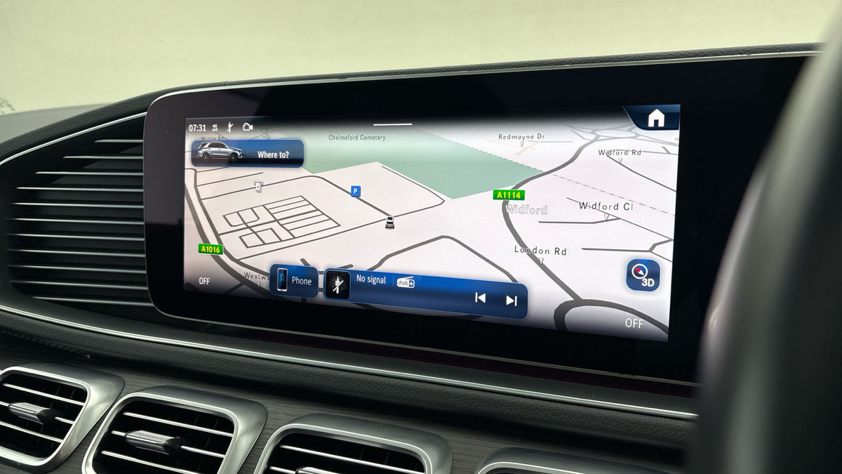 Mercedes-Benz GLE Image 17