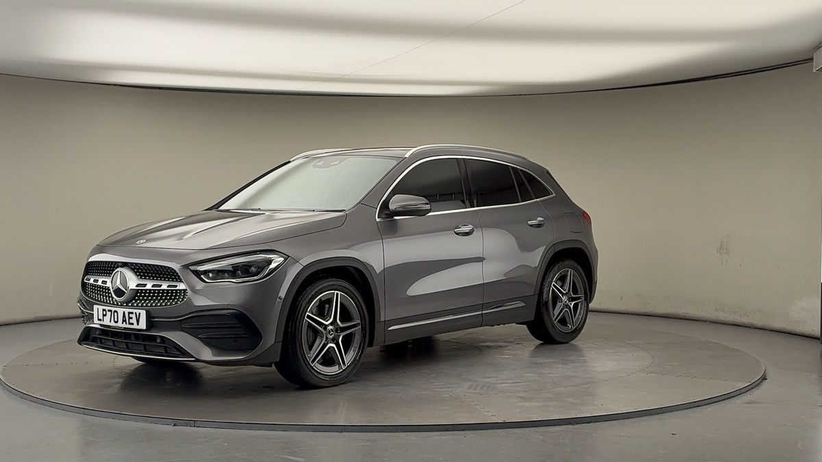 Mercedes-Benz GLA Image 20